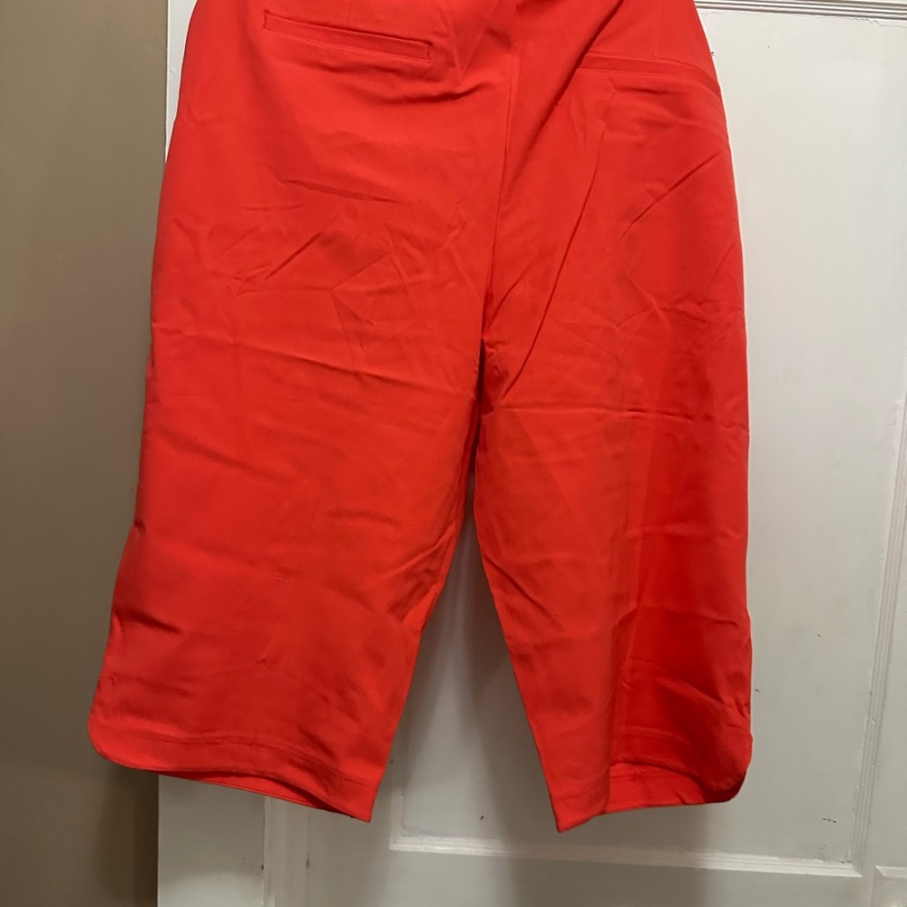 Women's Coral Capri